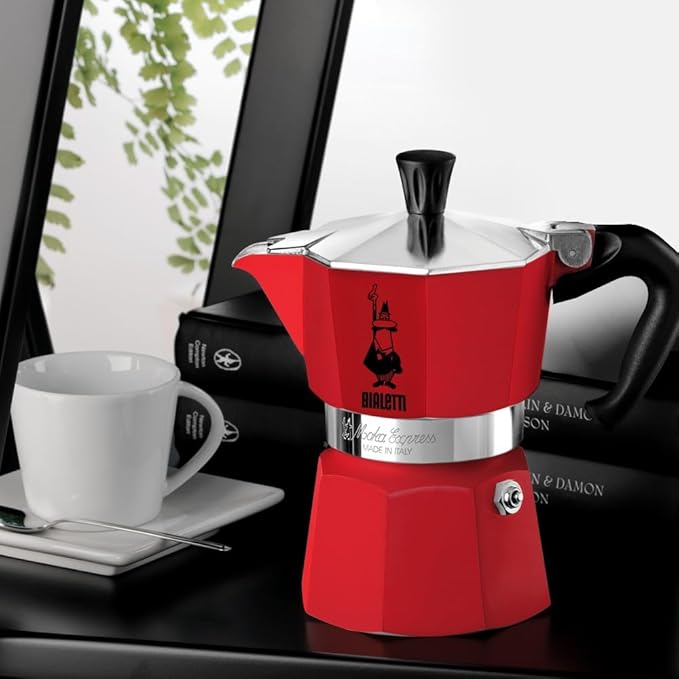 Bialetti - Moka Express: Iconic Stovetop Espresso Maker, Makes Real Italian Coffee, Moka Pot 6 Cups (6 Oz), Aluminium, Red