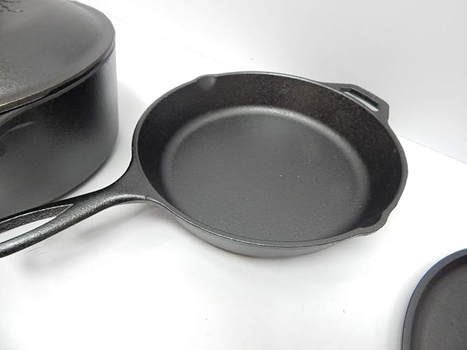 Lodge Cast Iron 4-Piece Cookware Set