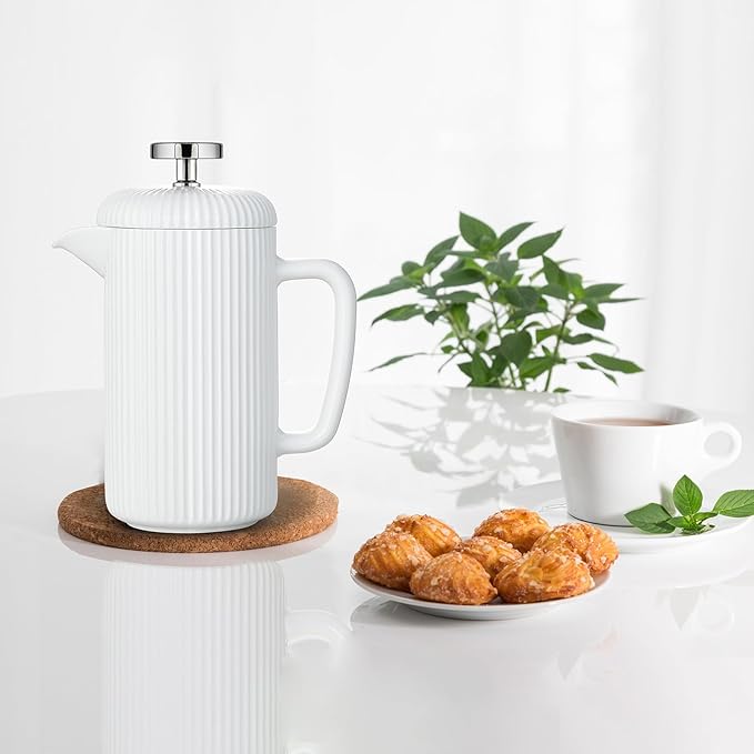 Easyworkz Porcelain French Press 22 fl oz, Coffee Tea Maker with Stainless Steel Plunger, Ivory