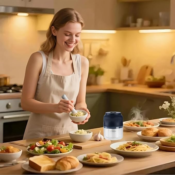Electric Garlic Chopper,Mini Portable Veggie Cutter,Upgrade Electric Mini Garlic Chopper Set,Vegetable Chopper and Spiralizer with Container and Lid,USB Rechargeable (Blue)