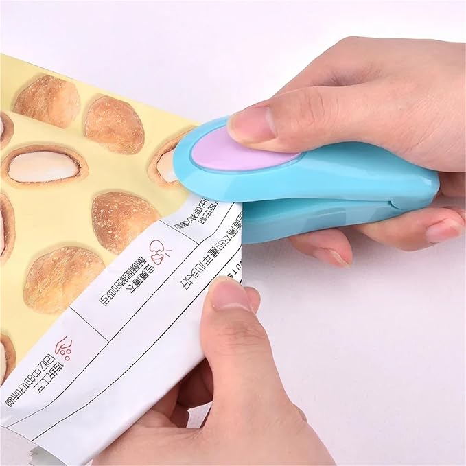 Kitchen Accessories Tools Mini Portable Food Clip Heat Sealing Machine Sealer Home Snack Bag(Blue -1)