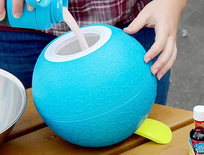 Play and Freeze, Ice Cream Ball- Ice Cream Maker, (77349)