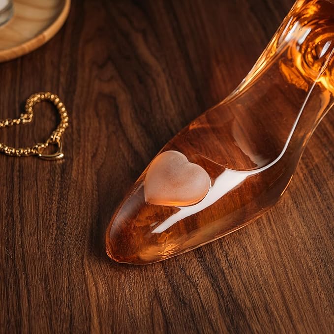 The Wine Savant Stiletto Decanter with Stopper Handcrafted Borosilicate Glass Barware Centerpiece Display - 13 oz Clear