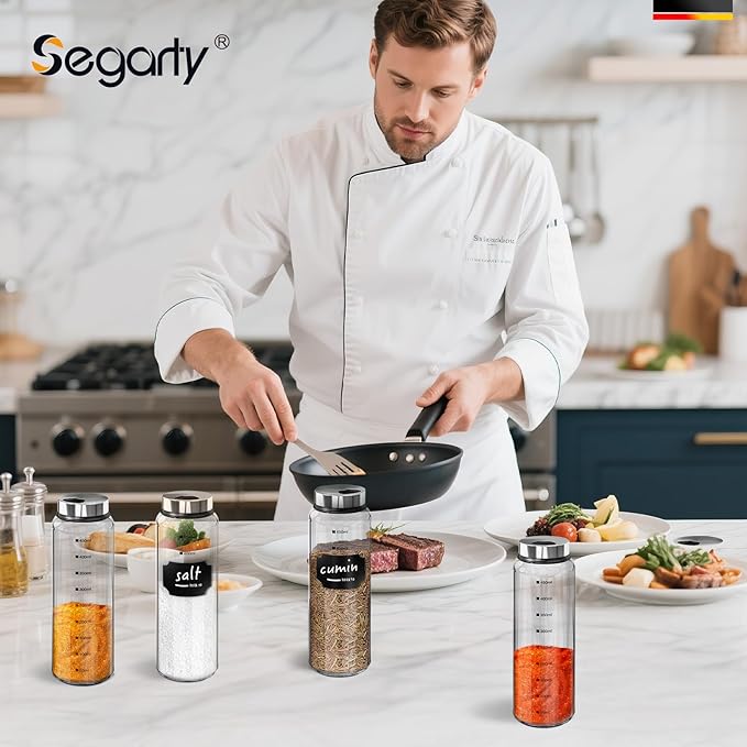 Segarty 15oz Spice Jar with Accessories, 1pc Empty Storage Container with Shaker Lid Adjustable Pour Holes Scale Lines for Pepper Sugar, Large Spices Container with 8 Blank Labels, 1 Brush 1 Chalk Pen