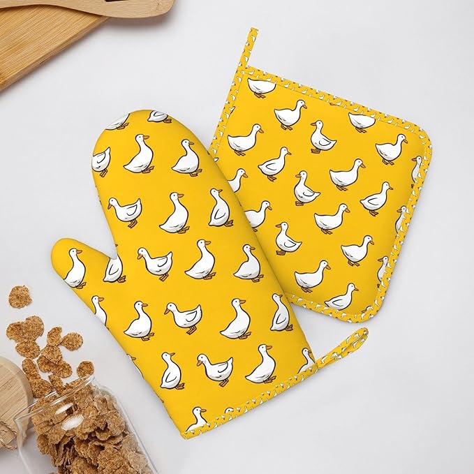 Oven Mitts and Pot Holders Set, Yellow Duck Pattern Silicone Kitchen Accessories 4 Piece Heat Resistant Long Gloves Potholder Non-Slip Grip for Chef Cooking Baking Grilling BBQ