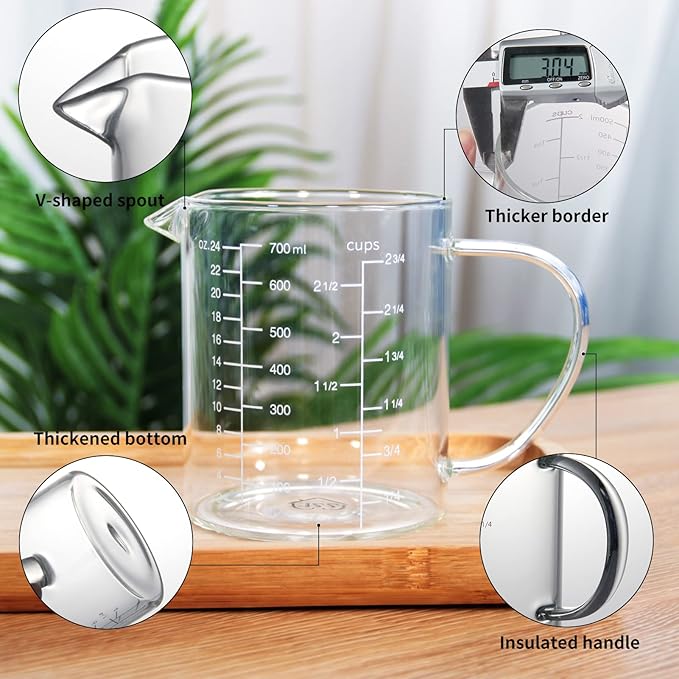 77L Glass Measuring Cup, Clear Liquid Measuring Cup with V-Shaped Spout and Three Scales, High Borosilicate Glass Beaker with Handle for Kitchen or Restaurant, 700 ML (0.7 Liter, 2 3/4 Cup)