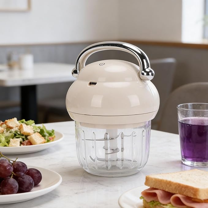 Generic Electric Garlic Chopper, Mini Food Chopper, 350ml Portable Cordless Usb Charging Garlic, Ginger Chili, Fruit Meat, Beans and Other Food Processing Machines