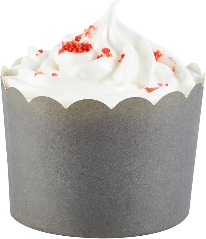 Restaurantware Baking Cups 200 Pack of 10 oz Paper Cupcake Liners Greaseproof Scalloped Oven-Safe Elegant Dessert Muffin Cups Disposable for Parties