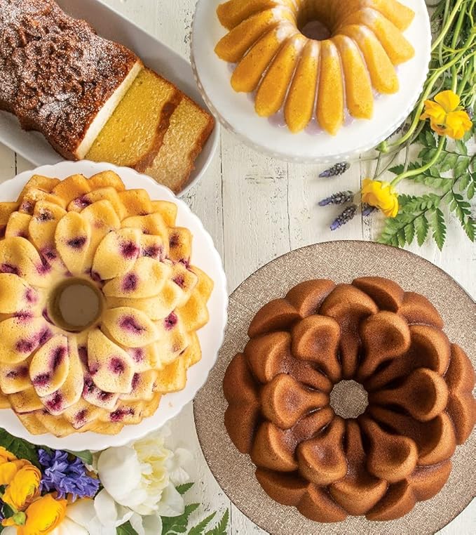 Nordic Ware Magnolia Bundt, 10 Cup, Toffee