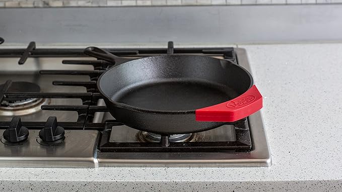 Lodge Silicone Assist Handle Holder - Dishwasher Safe Hot Handle Holder Designed for Traditional Lodge Cast Iron Dual Handle Products - Reusable Heat Protection Up to 450° - Red