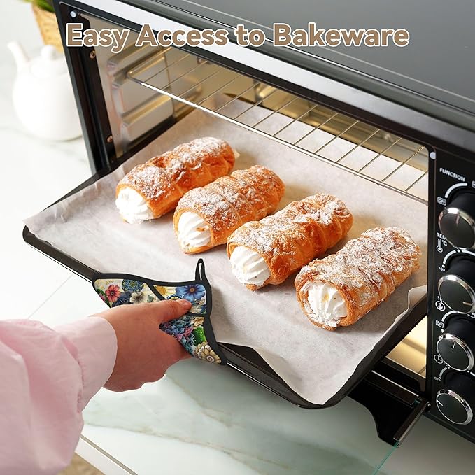 Mandala Boho Oven Mitts and Pot Holders Set Silicone Kitchen Gloves Potholders Heat Resistant for Chef Baking Cooking Grilling BBQ (Set of 4)