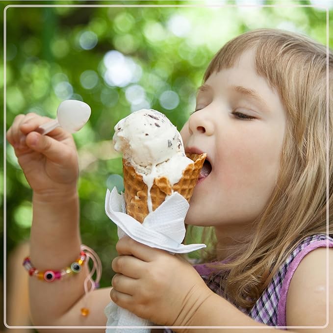 Nostalgia Electric Ice Cream Maker – Wood Bucket Parlor Style, Old Fashioned Soft Serve Ice Cream Machine Makes Frozen Yogurt or Gelato in Minutes - Fun Kitchen Appliance – White & Aqua - 4 Quart