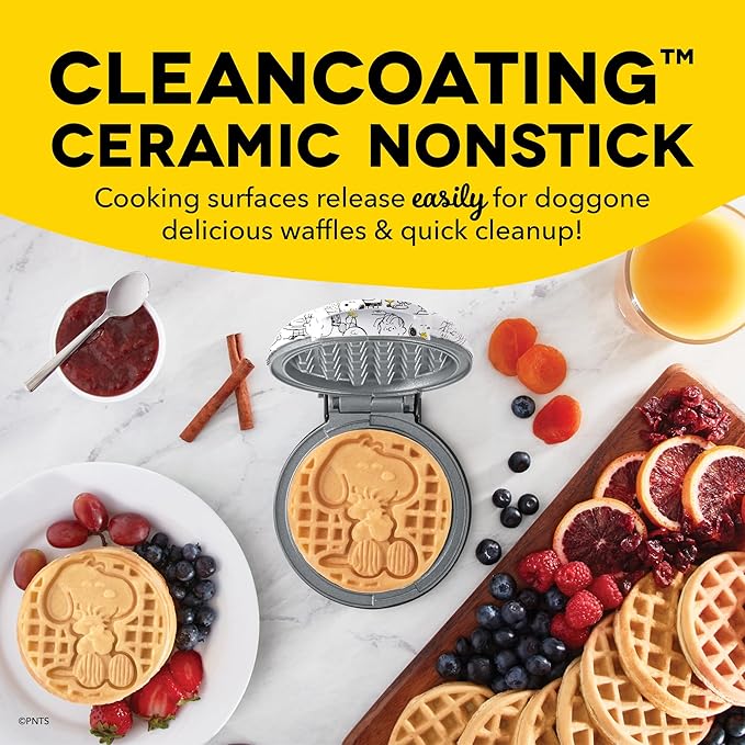 Peanuts x Dash Mini Waffle Maker