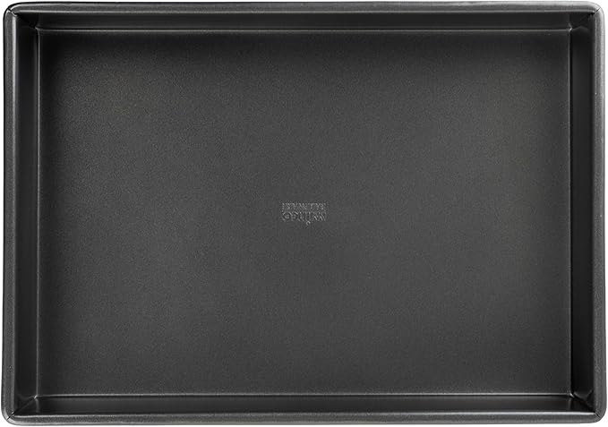 WINCO Rectangular Non-Stick Cake Pan, 13-Inch by 9-Inch, Aluminized Steel