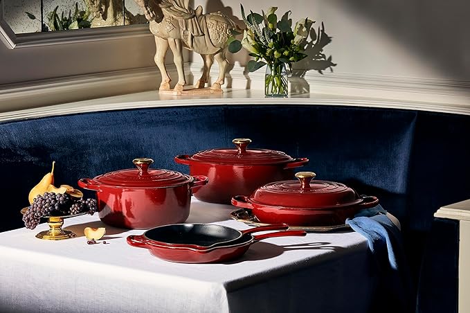 Le Creuset Enameled Cast Iron Signature Round Dutch Oven, 5.5 qt., Garnet