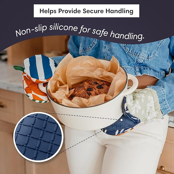 Crae Home - Mini Oven Mitt | Milk & Honey Pattern Silicone-Lined Grip Heat-Resistant Cotton Kitchen Mitt with Hanging Loop | Cute Pot Holder Style Oven Glove for Baking & Cooking | 7.5” x 5.5”
