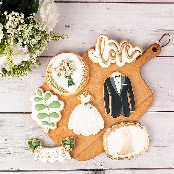 Flycalf Wedding Cookie Cutters Oak Leaf with Plunger Stamps Handle Holiday PLA Cake Shapes Baking Molds Gifts for Kids Party 3.5" Kitchen Cake Supplies